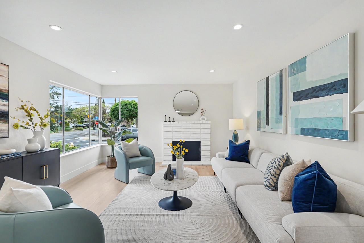 Detail Gallery Image 10 of 58 For 20025 Cedar Tree Ln, Cupertino,  CA 95014 - 4 Beds | 3 Baths