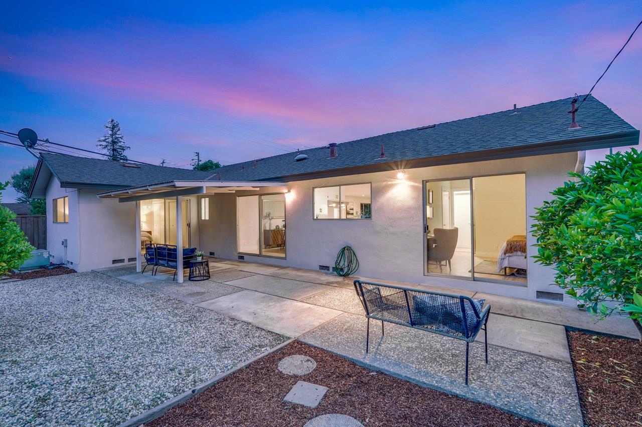 Detail Gallery Image 52 of 58 For 20025 Cedar Tree Ln, Cupertino,  CA 95014 - 4 Beds | 3 Baths