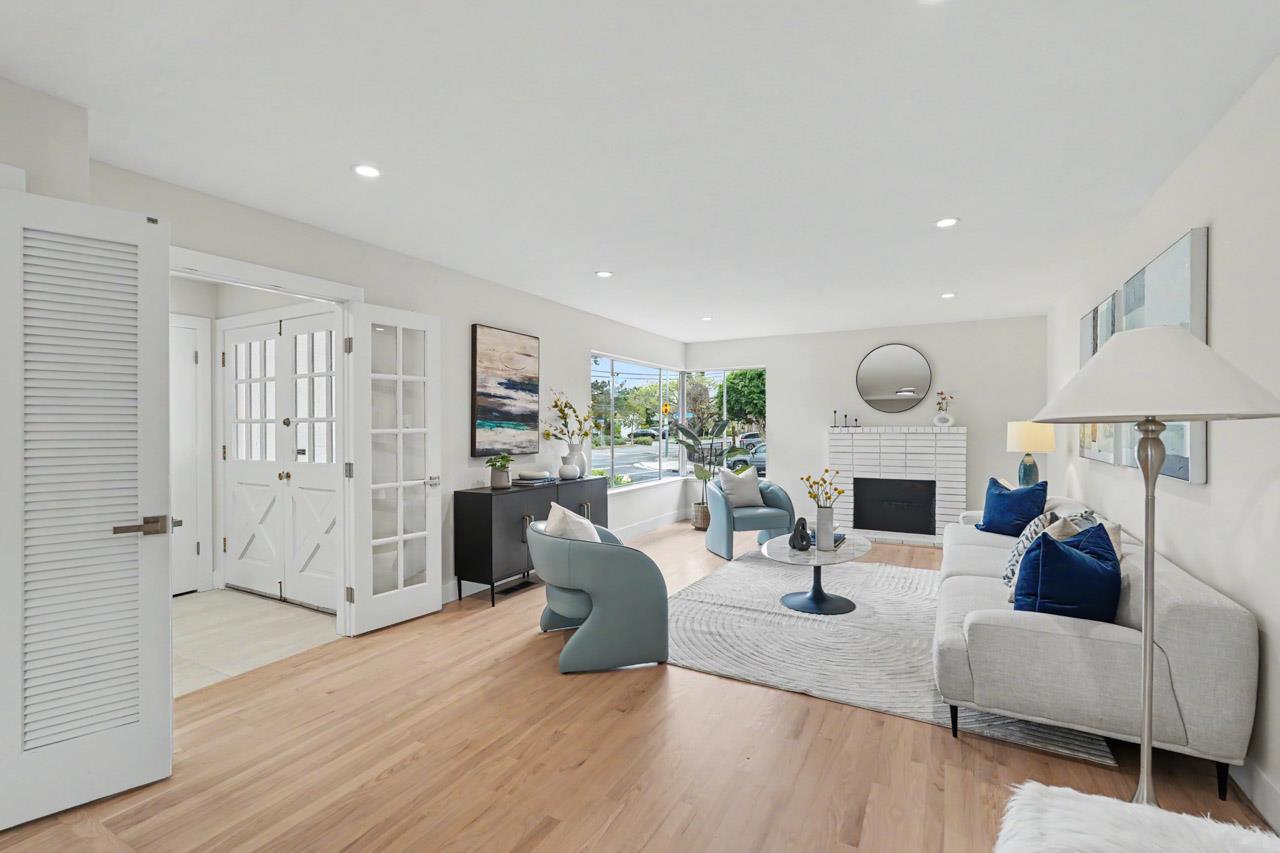 Detail Gallery Image 8 of 58 For 20025 Cedar Tree Ln, Cupertino,  CA 95014 - 4 Beds | 3 Baths