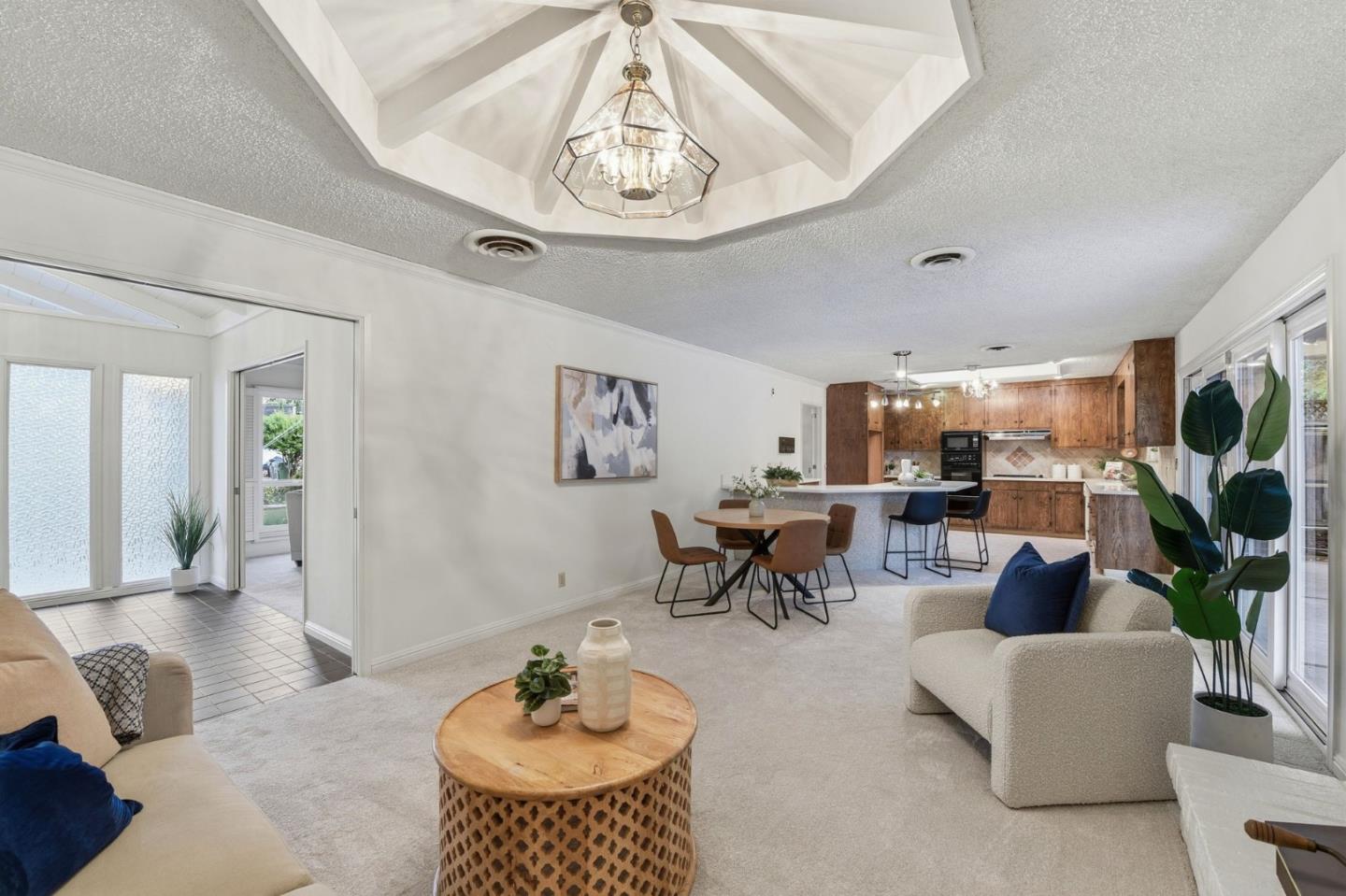 Detail Gallery Image 10 of 40 For 6433 Bose Ln, San Jose,  CA 95120 - 5 Beds | 2/1 Baths