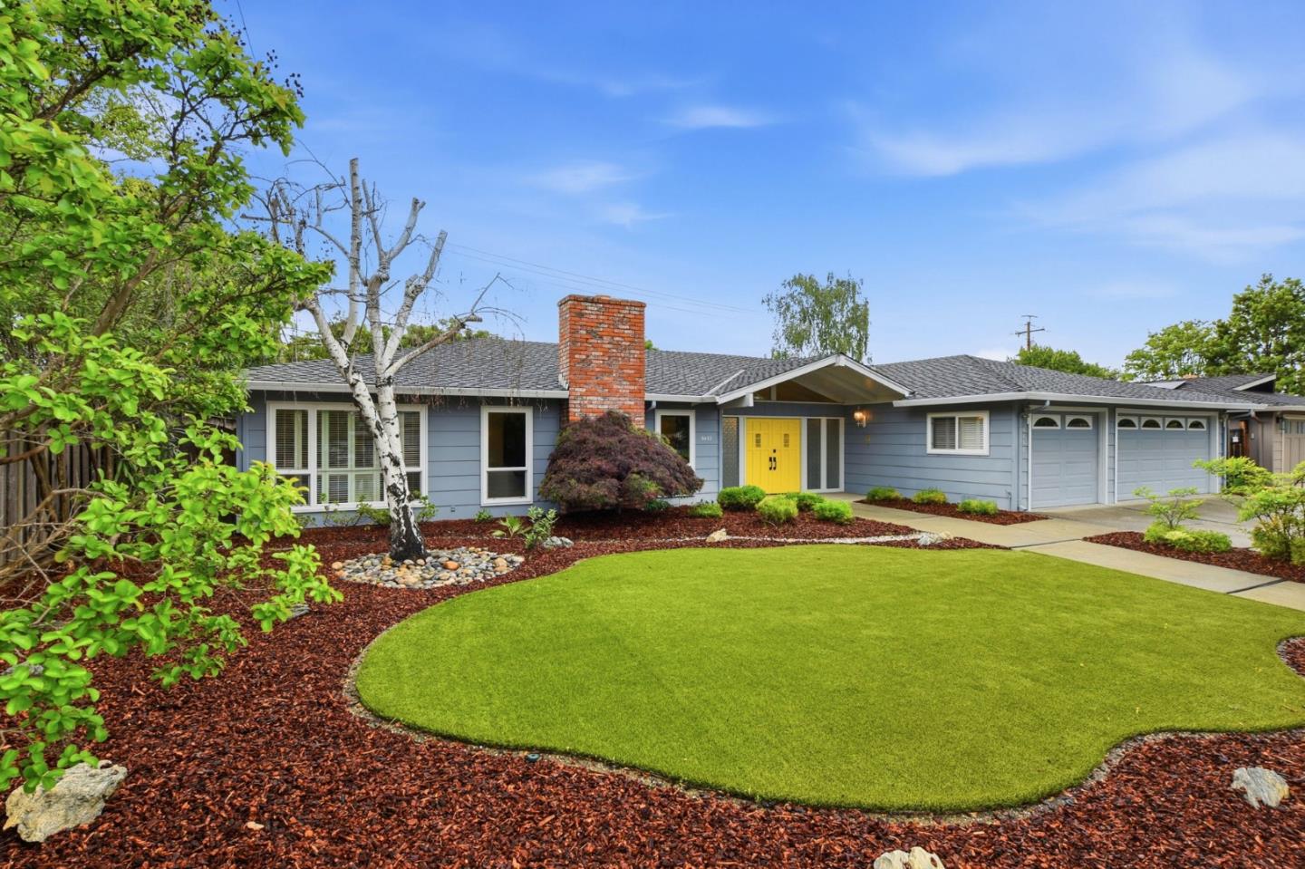 Detail Gallery Image 3 of 40 For 6433 Bose Ln, San Jose,  CA 95120 - 5 Beds | 2/1 Baths