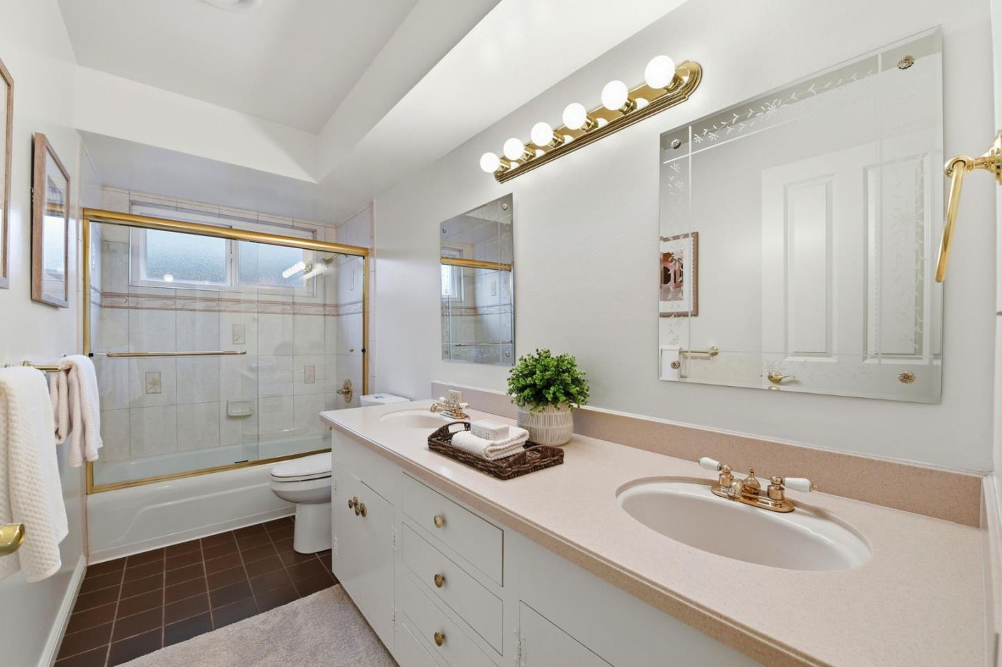 Detail Gallery Image 30 of 40 For 6433 Bose Ln, San Jose,  CA 95120 - 5 Beds | 2/1 Baths