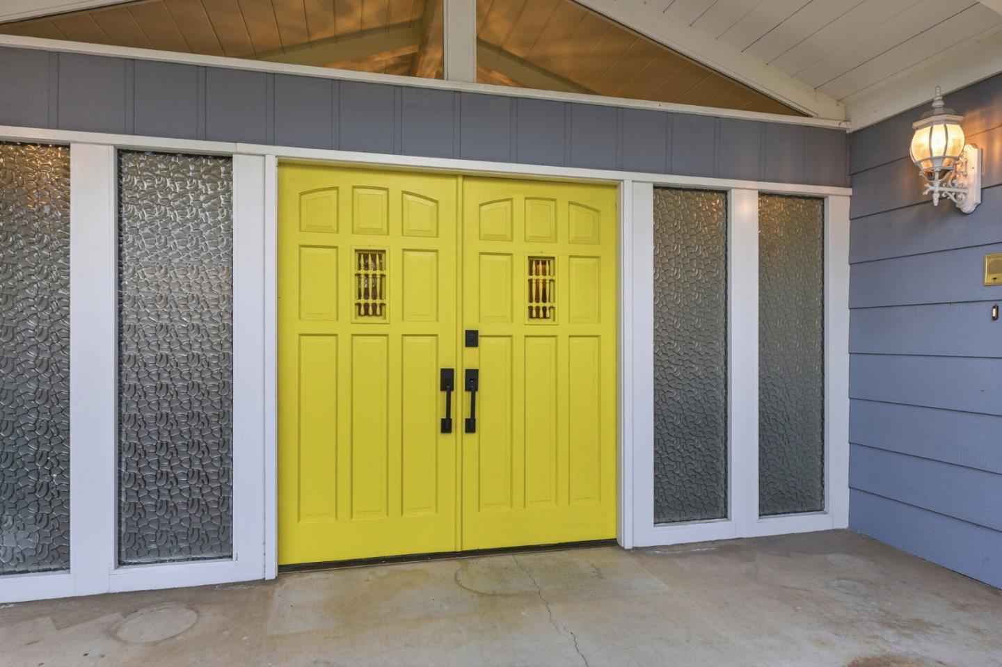 Detail Gallery Image 5 of 40 For 6433 Bose Ln, San Jose,  CA 95120 - 5 Beds | 2/1 Baths