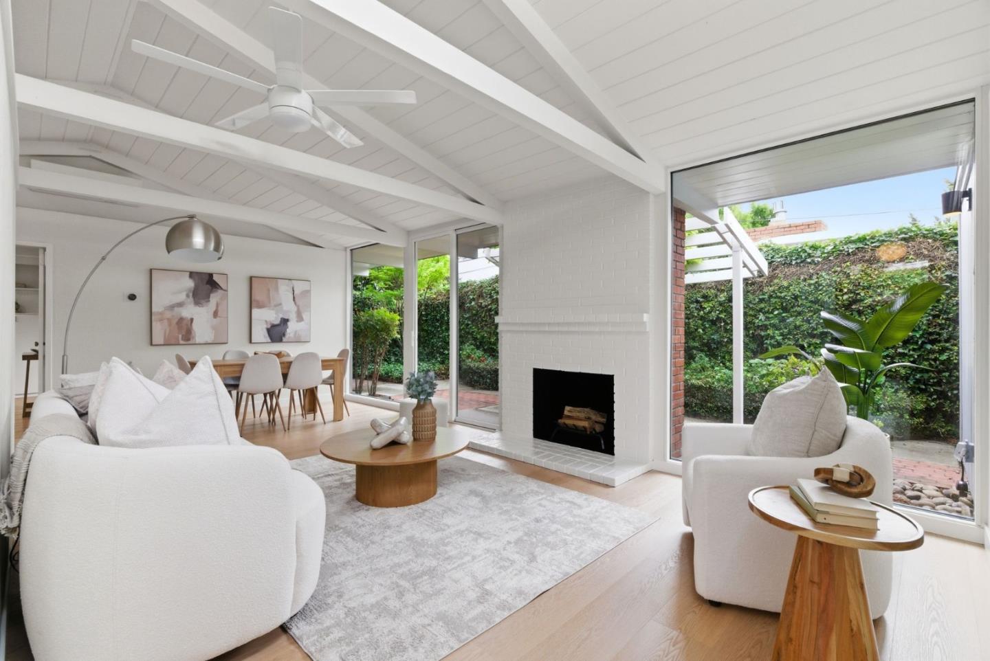 Detail Gallery Image 10 of 43 For 464 Dell Ave, Mountain View,  CA 94043 - 3 Beds | 2 Baths