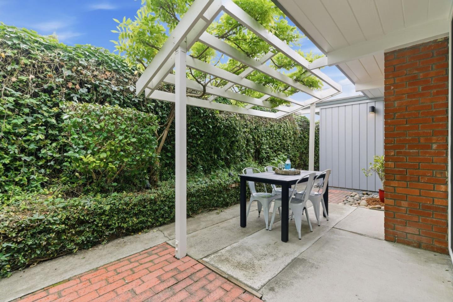 Detail Gallery Image 35 of 43 For 464 Dell Ave, Mountain View,  CA 94043 - 3 Beds | 2 Baths