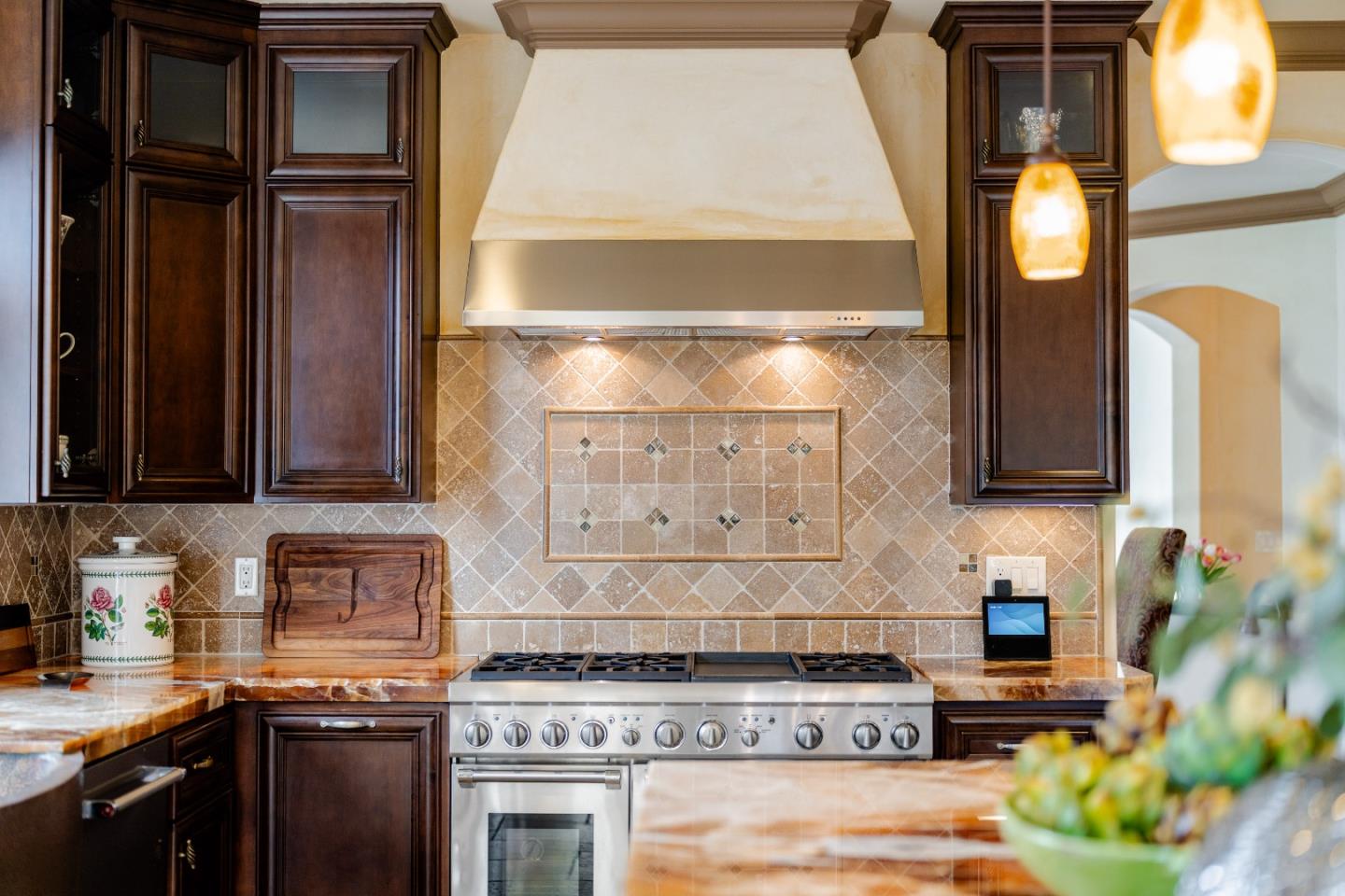 Detail Gallery Image 13 of 59 For 608 Lassen Park Ct, Scotts Valley,  CA 95066 - 6 Beds | 4/1 Baths