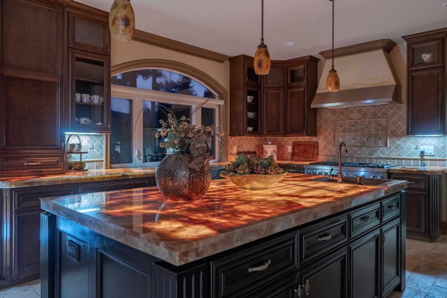 Detail Gallery Image 18 of 59 For 608 Lassen Park Ct, Scotts Valley,  CA 95066 - 6 Beds | 4/1 Baths