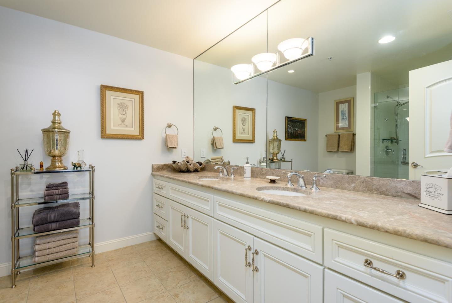 Detail Gallery Image 13 of 23 For Crystal Springs Rd,  San Mateo,  CA 94402 - 2 Beds | 2 Baths