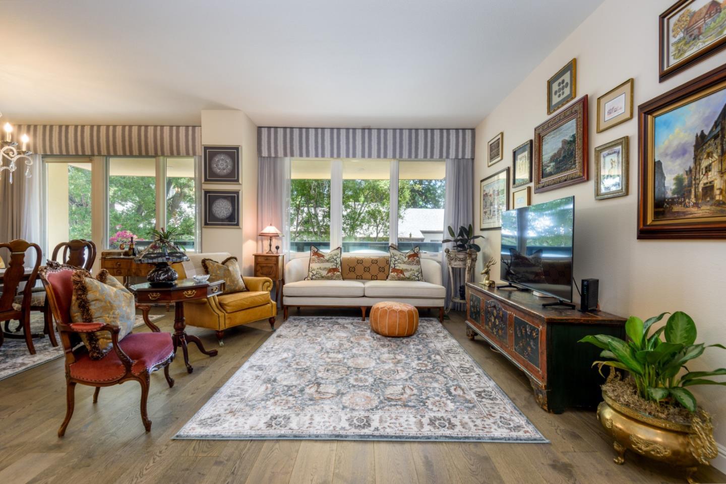 Detail Gallery Image 5 of 23 For Crystal Springs Rd,  San Mateo,  CA 94402 - 2 Beds | 2 Baths