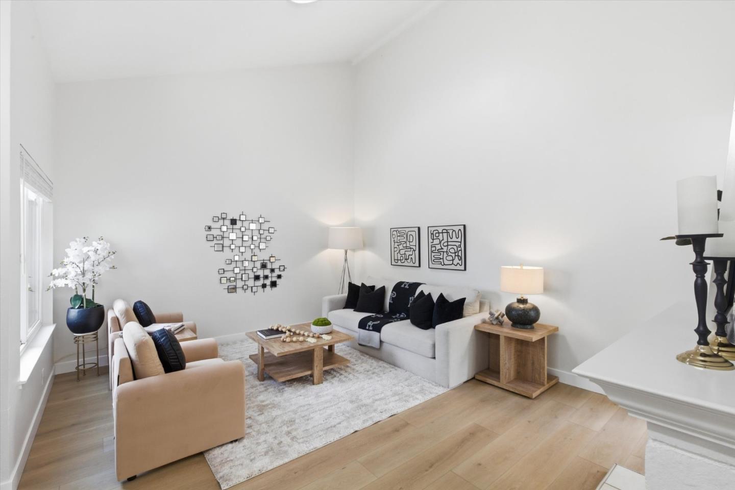 Detail Gallery Image 12 of 79 For 22652 Silver Oak Ln, Cupertino,  CA 95014 - 2 Beds | 2 Baths