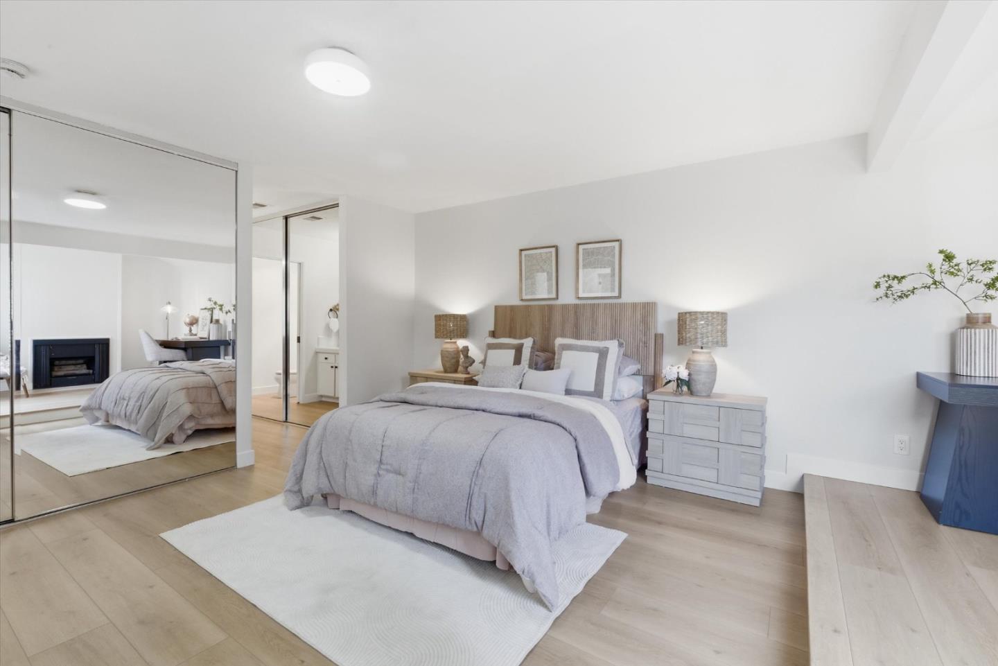 Detail Gallery Image 16 of 79 For 22652 Silver Oak Ln, Cupertino,  CA 95014 - 2 Beds | 2 Baths