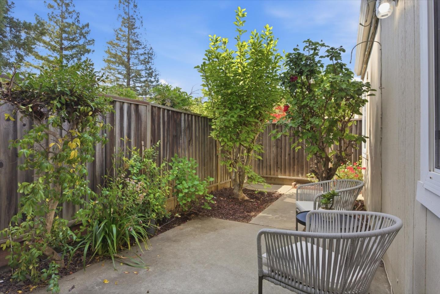 Detail Gallery Image 28 of 79 For 22652 Silver Oak Ln, Cupertino,  CA 95014 - 2 Beds | 2 Baths