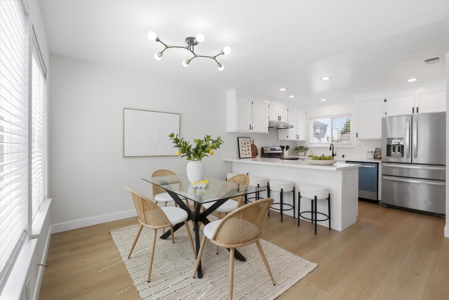 Detail Gallery Image 3 of 79 For 22652 Silver Oak Ln, Cupertino,  CA 95014 - 2 Beds | 2 Baths