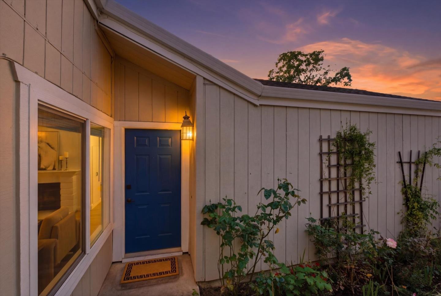 Detail Gallery Image 43 of 79 For 22652 Silver Oak Ln, Cupertino,  CA 95014 - 2 Beds | 2 Baths