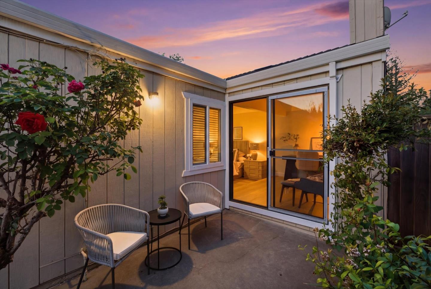 Detail Gallery Image 44 of 79 For 22652 Silver Oak Ln, Cupertino,  CA 95014 - 2 Beds | 2 Baths