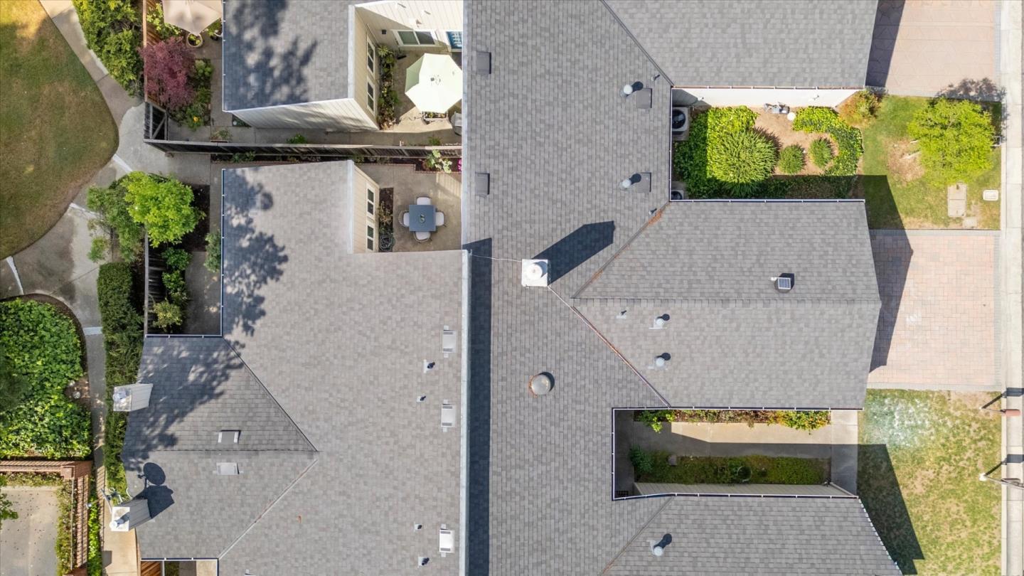 Detail Gallery Image 57 of 79 For 22652 Silver Oak Ln, Cupertino,  CA 95014 - 2 Beds | 2 Baths