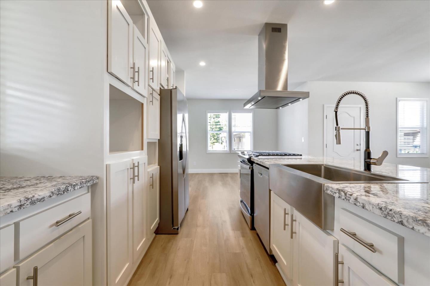 Detail Gallery Image 11 of 51 For 195 Blossom Hill Rd #242,  San Jose,  CA 95123 - 3 Beds | 2 Baths