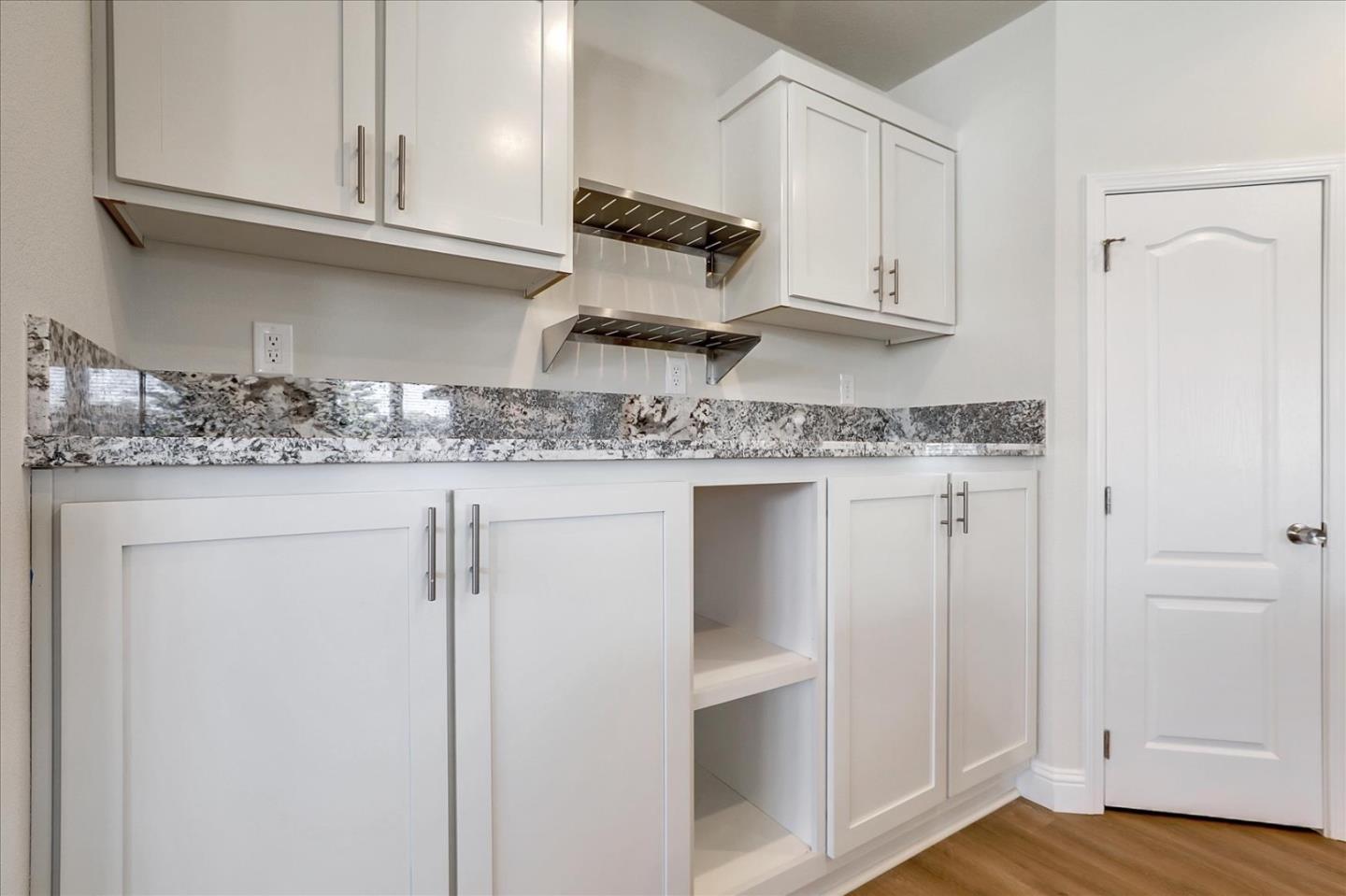 Detail Gallery Image 12 of 51 For 195 Blossom Hill Rd #242,  San Jose,  CA 95123 - 3 Beds | 2 Baths