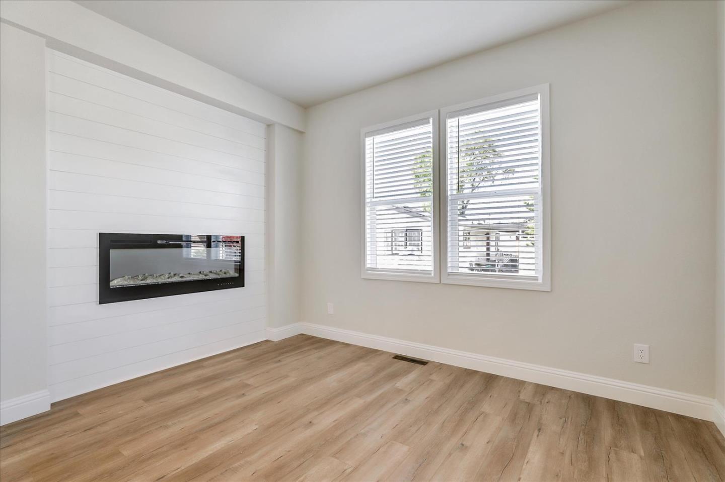 Detail Gallery Image 15 of 51 For 195 Blossom Hill Rd #242,  San Jose,  CA 95123 - 3 Beds | 2 Baths