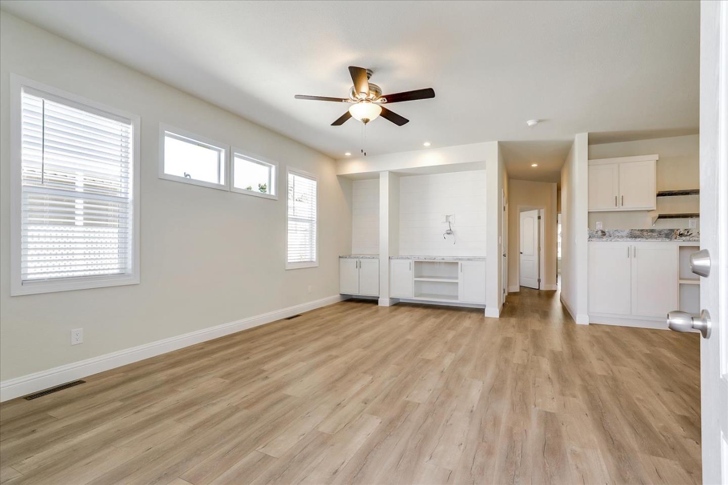 Detail Gallery Image 22 of 51 For 195 Blossom Hill Rd #242,  San Jose,  CA 95123 - 3 Beds | 2 Baths