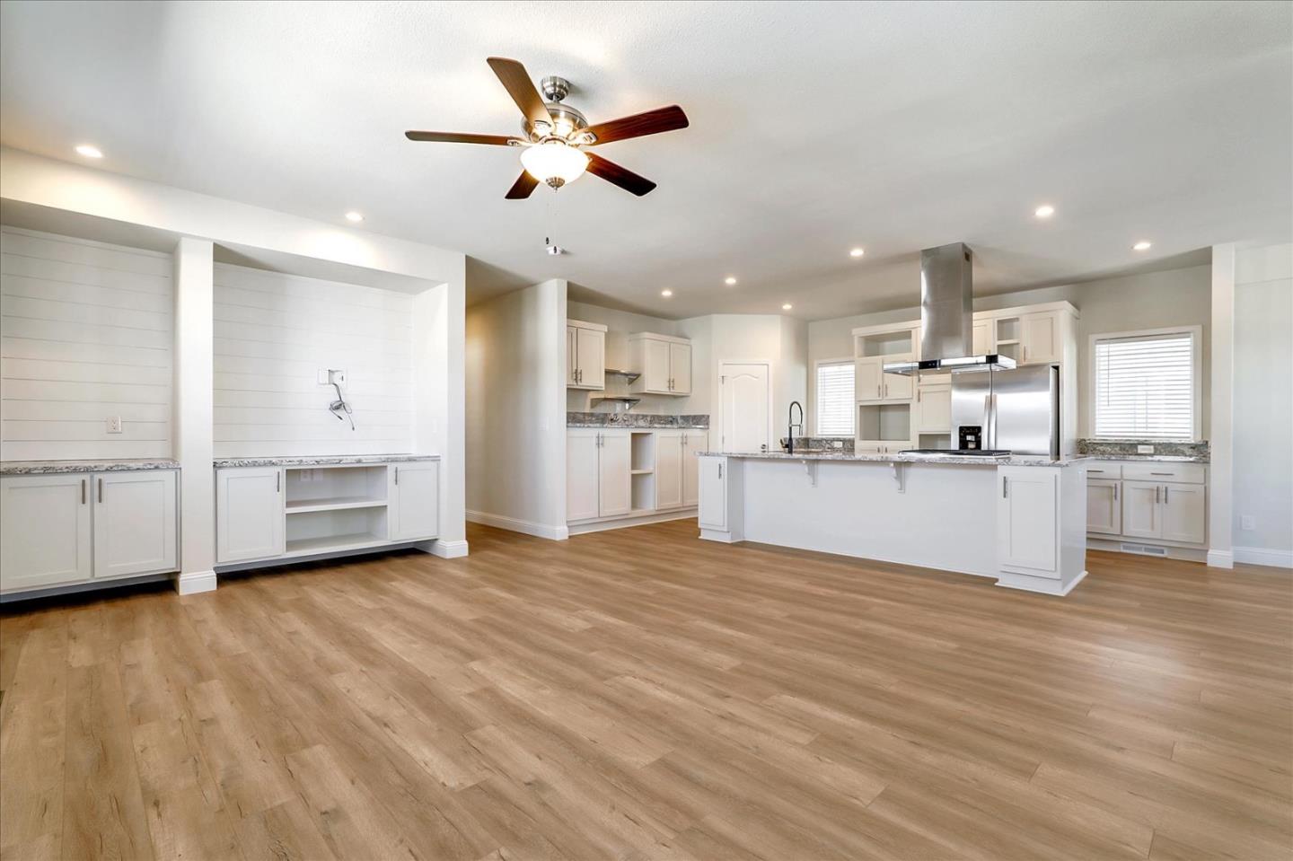 Detail Gallery Image 5 of 51 For 195 Blossom Hill Rd #242,  San Jose,  CA 95123 - 3 Beds | 2 Baths