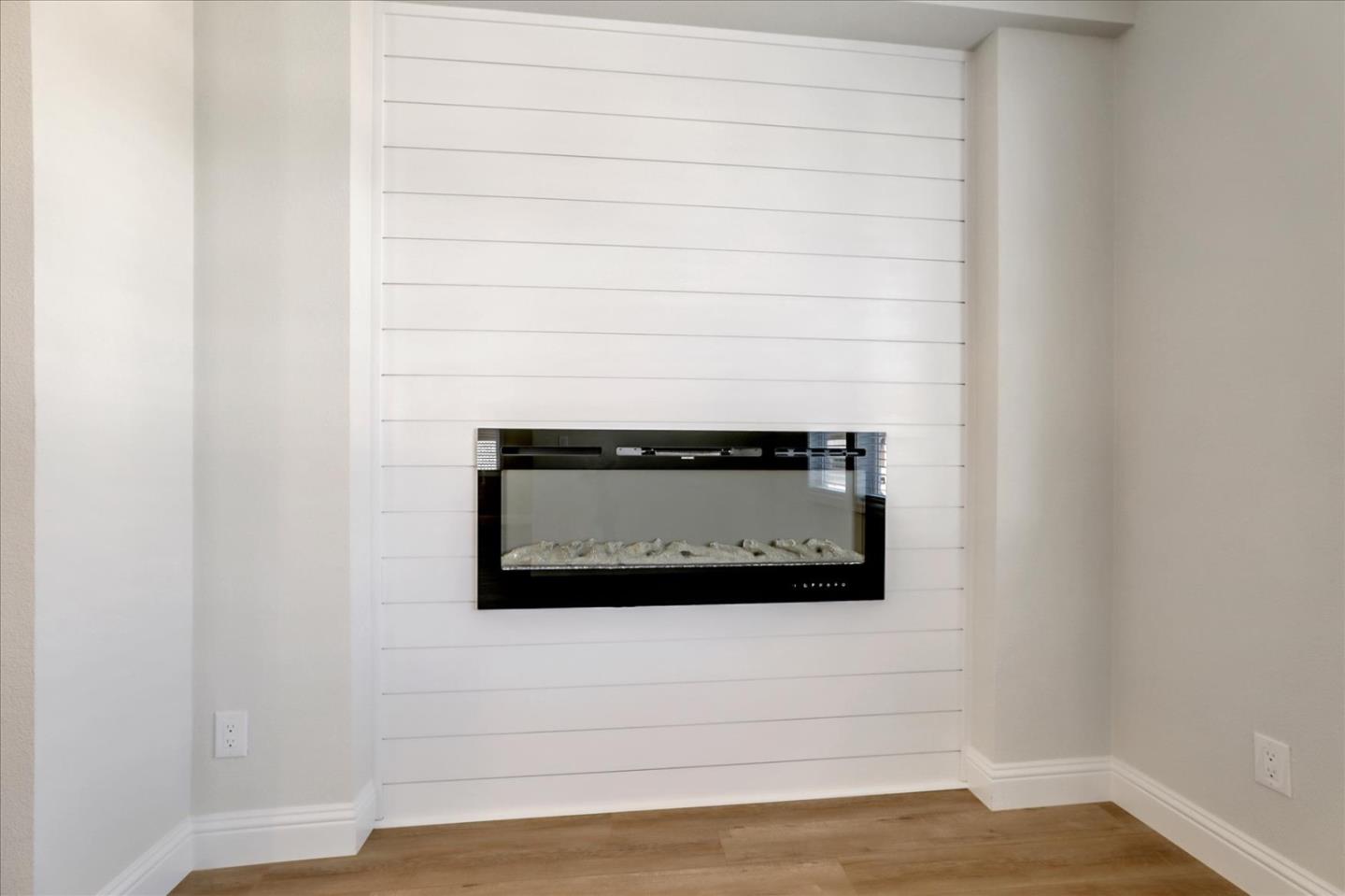 Detail Gallery Image 6 of 51 For 195 Blossom Hill Rd #242,  San Jose,  CA 95123 - 3 Beds | 2 Baths