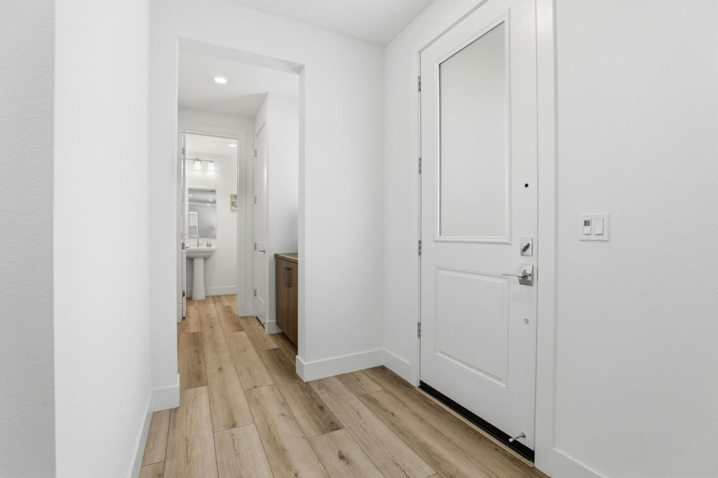 Detail Gallery Image 8 of 48 For 16210 Juan Hernandez, Morgan Hill,  CA 95037 - 3 Beds | 2/1 Baths