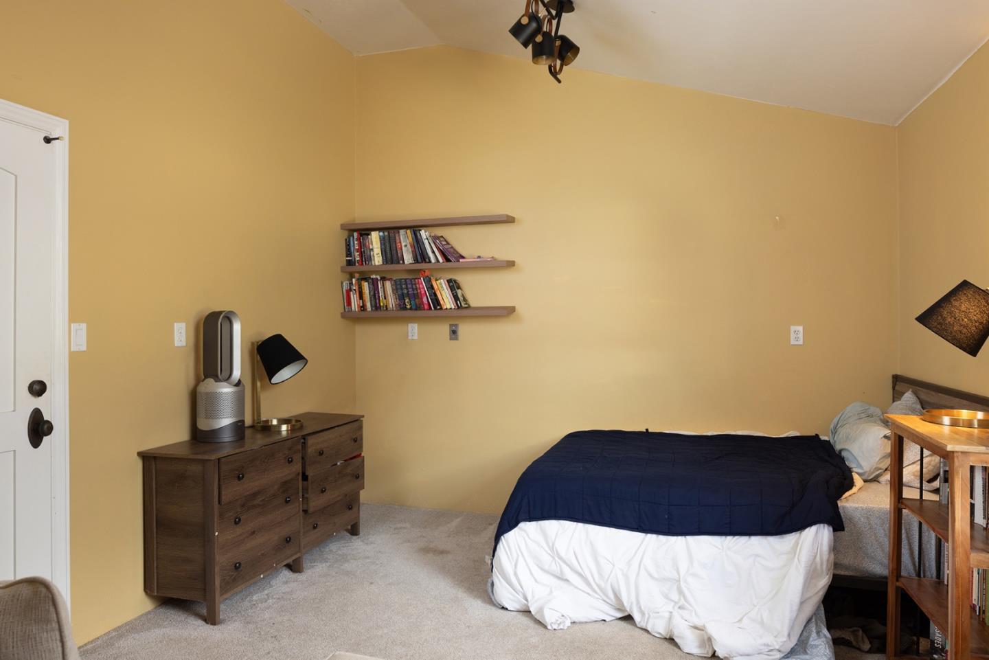 Detail Gallery Image 26 of 40 For 56 West Garzas Rd, Carmel Valley,  CA 93924 - 4 Beds | 3/1 Baths