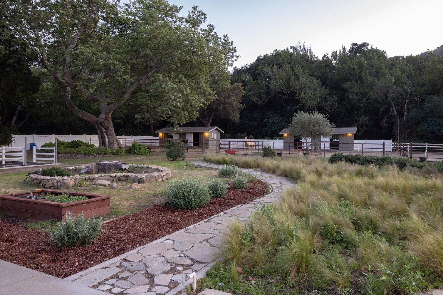 Detail Gallery Image 29 of 40 For 56 West Garzas Rd, Carmel Valley,  CA 93924 - 4 Beds | 3/1 Baths