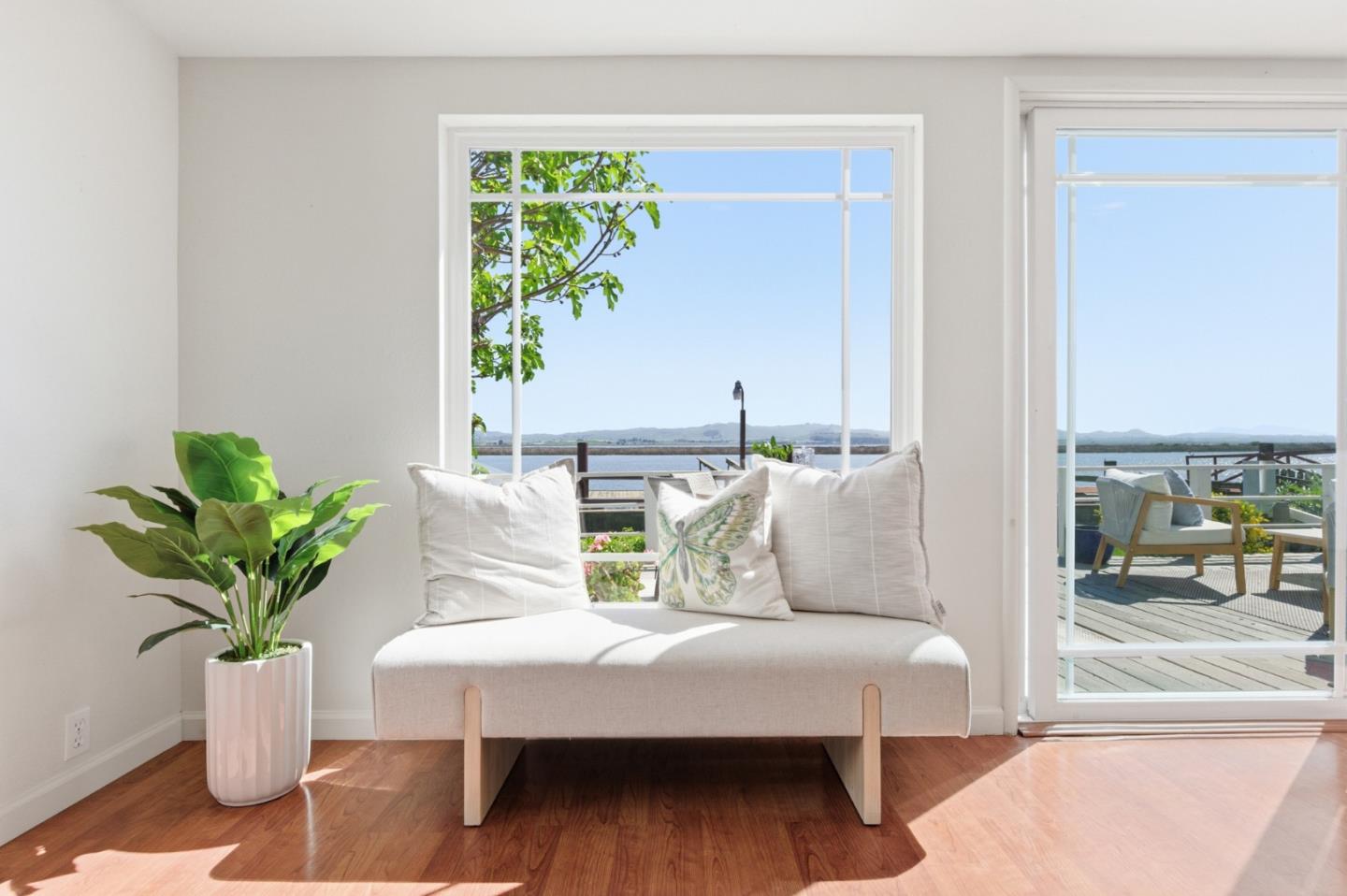 Detail Gallery Image 8 of 47 For 1856 Milton Rd, Napa,  CA 94559 - 3 Beds | 2 Baths