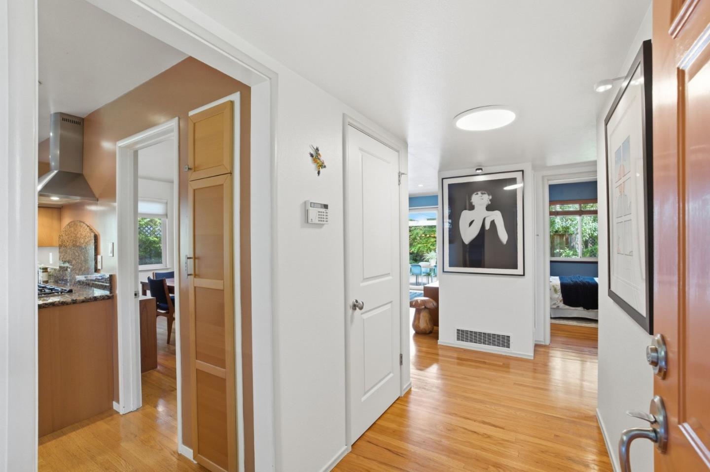 852 Peach Avenue, Sunnyvale, CA, 94087