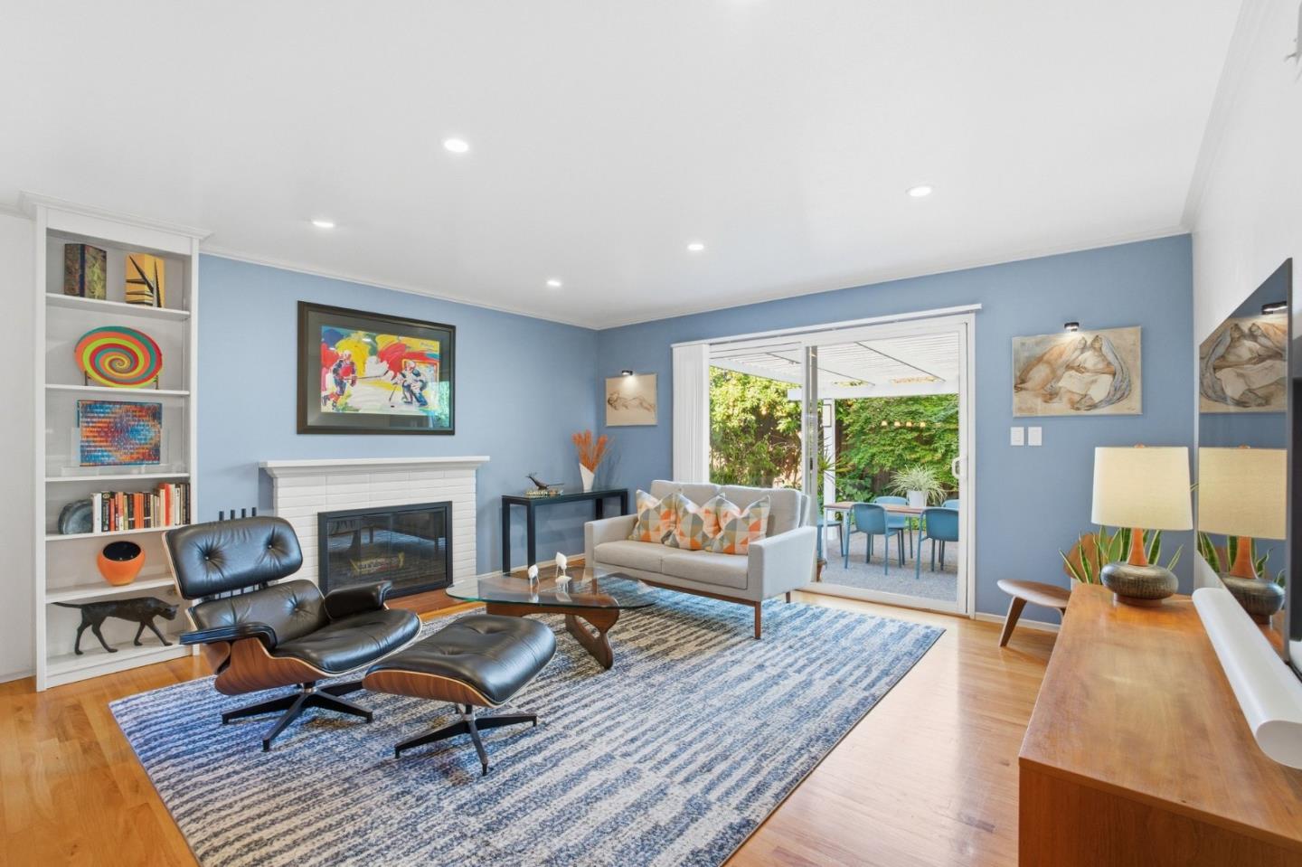 852 Peach Avenue, Sunnyvale, CA, 94087