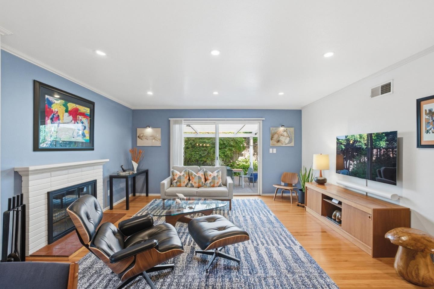 852 Peach Avenue, Sunnyvale, CA, 94087