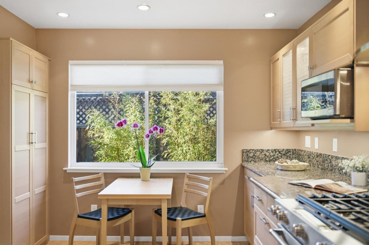 852 Peach Avenue, Sunnyvale, CA, 94087