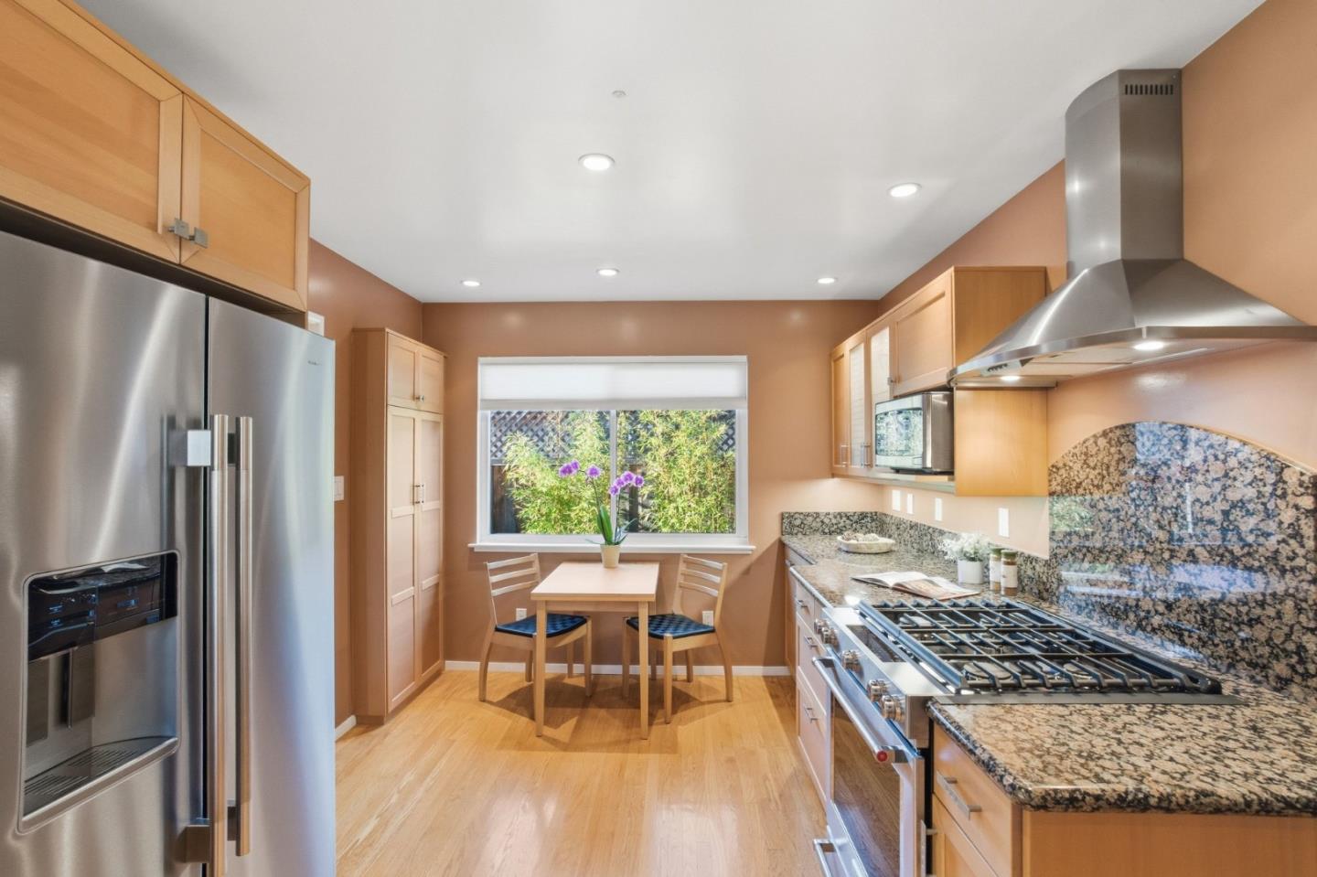 852 Peach Avenue, Sunnyvale, CA, 94087