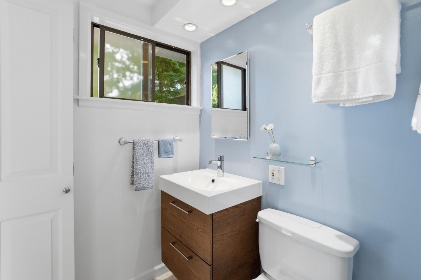 852 Peach Avenue, Sunnyvale, CA, 94087