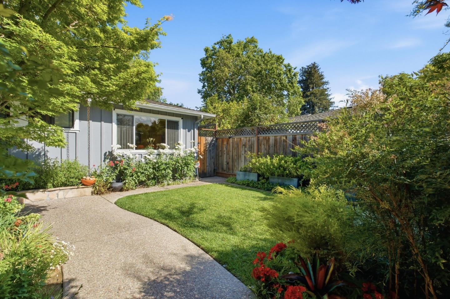 852 Peach Avenue, Sunnyvale, CA, 94087