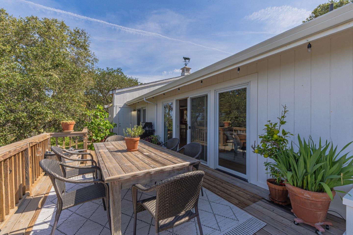 Detail Gallery Image 17 of 61 For 27465 Vista Del Toro Pl, Salinas,  CA 93908 - 3 Beds | 3 Baths