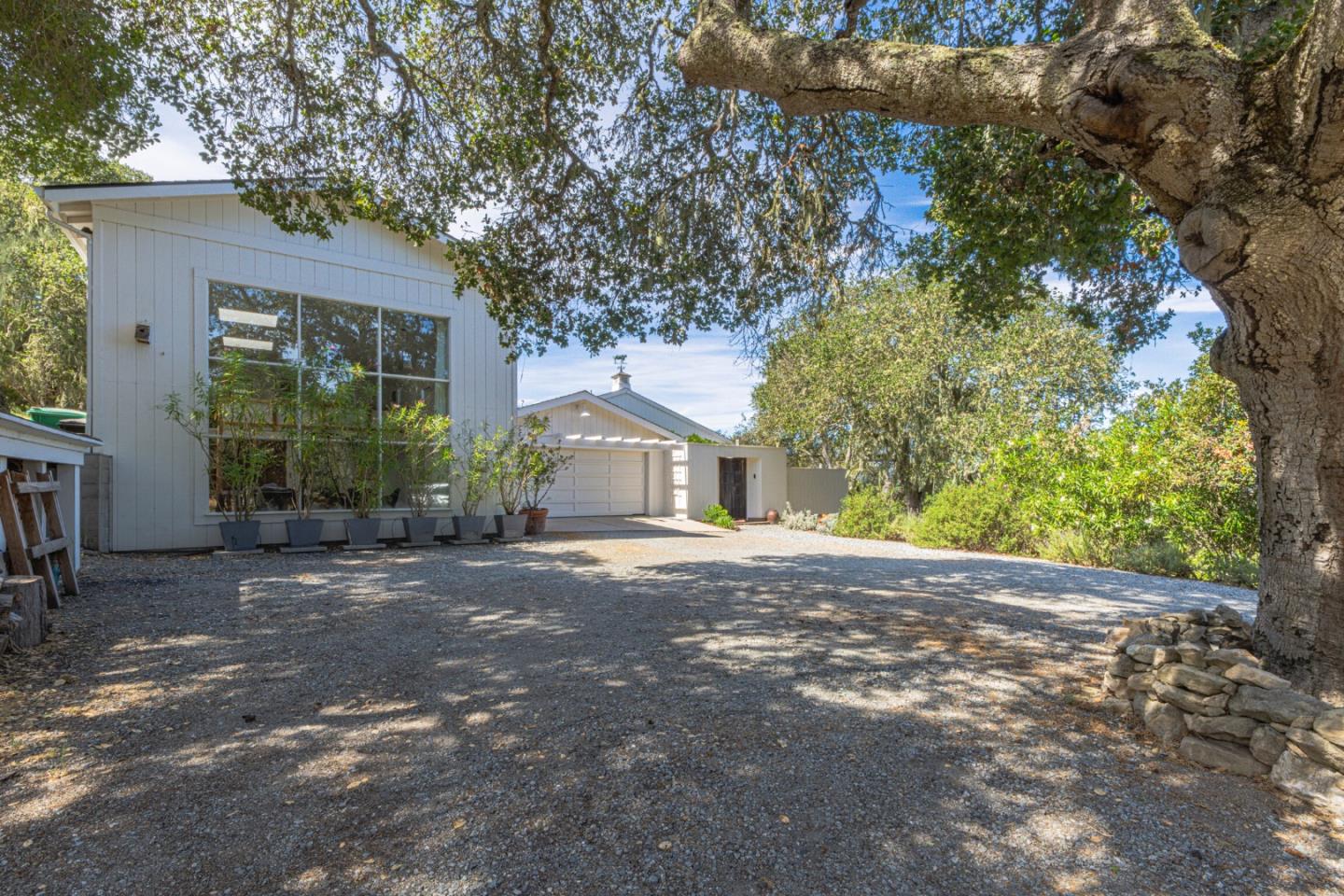 Detail Gallery Image 2 of 61 For 27465 Vista Del Toro Pl, Salinas,  CA 93908 - 3 Beds | 3 Baths