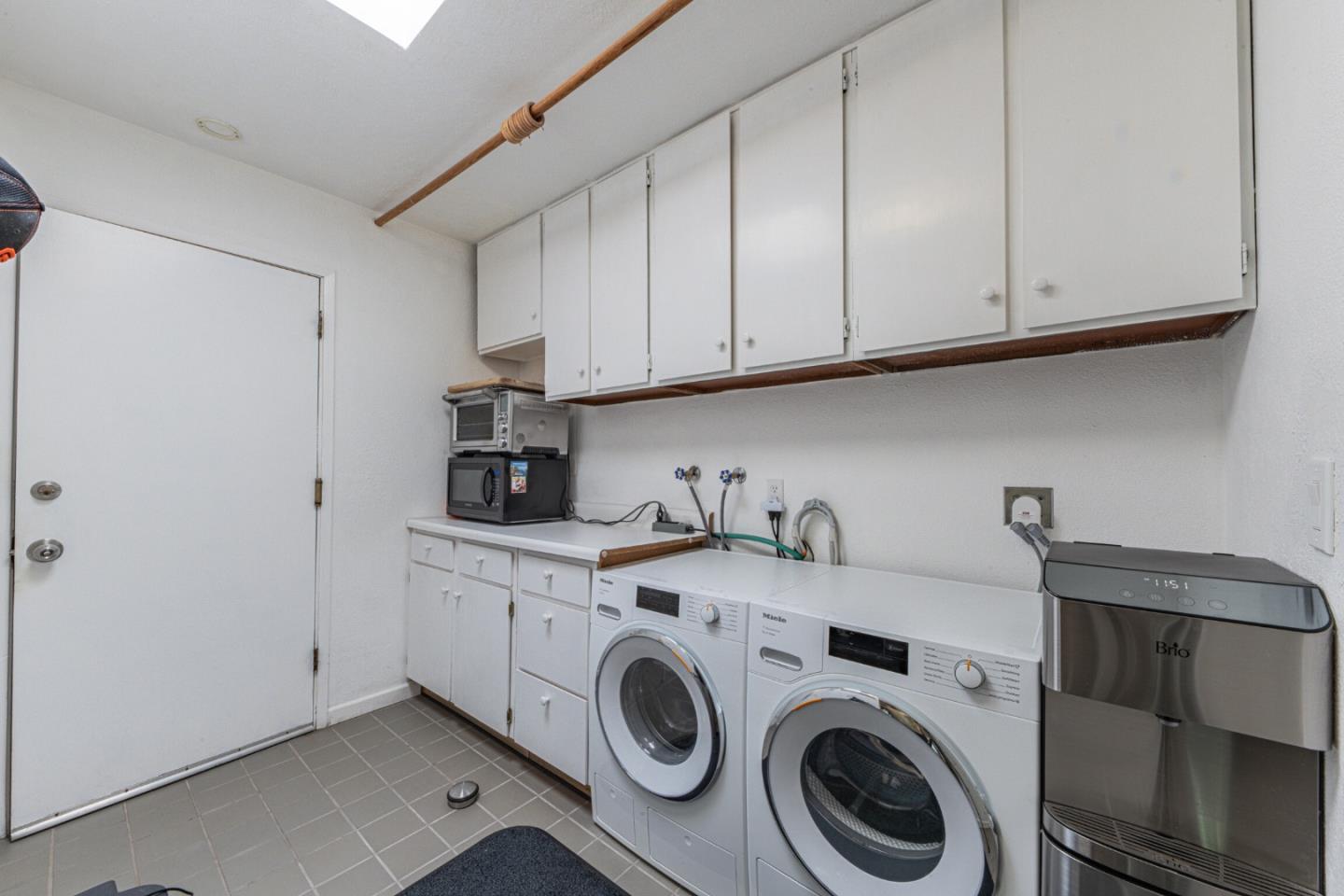 Detail Gallery Image 25 of 61 For 27465 Vista Del Toro Pl, Salinas,  CA 93908 - 3 Beds | 3 Baths