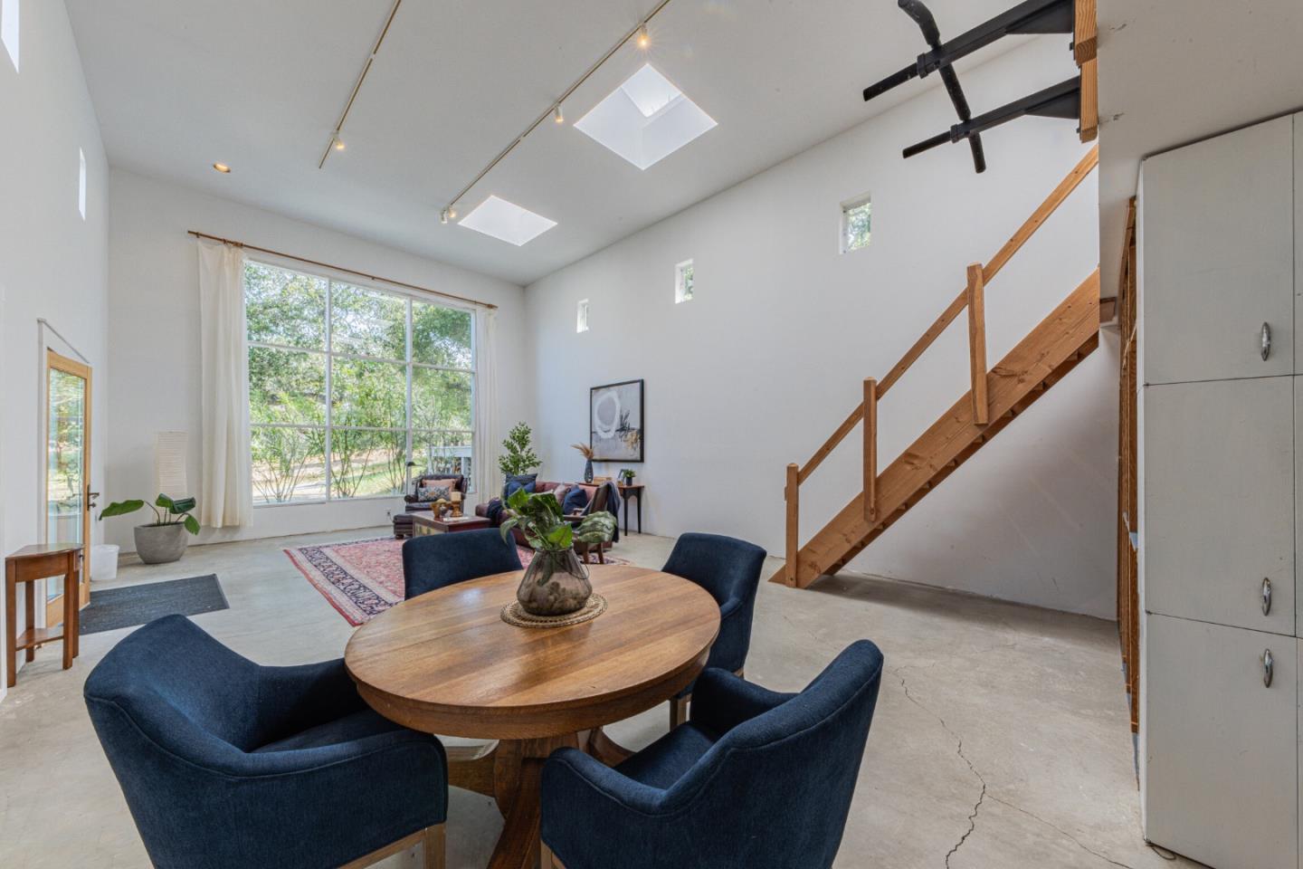 Detail Gallery Image 45 of 61 For 27465 Vista Del Toro Pl, Salinas,  CA 93908 - 3 Beds | 3 Baths