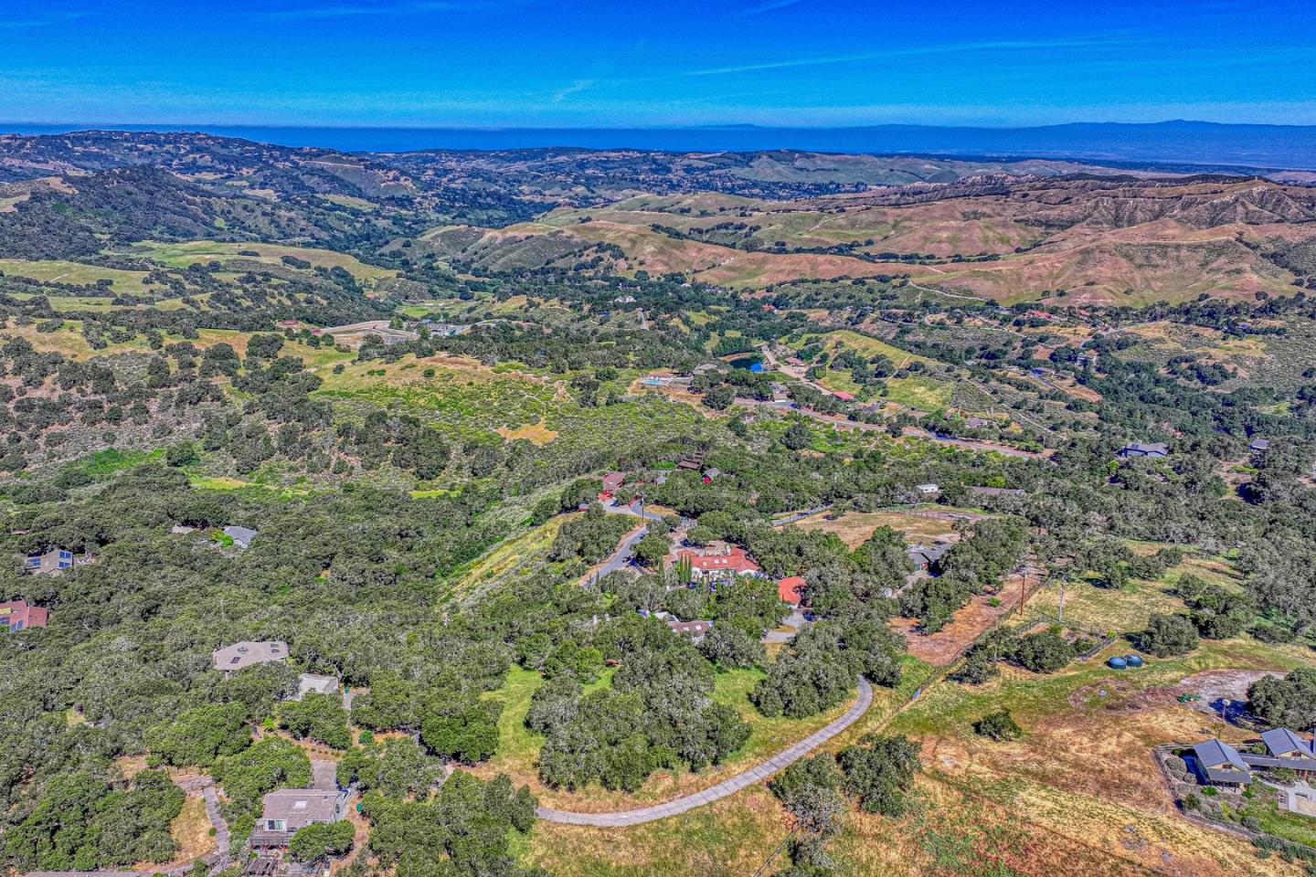 Detail Gallery Image 55 of 61 For 27465 Vista Del Toro Pl, Salinas,  CA 93908 - 3 Beds | 3 Baths