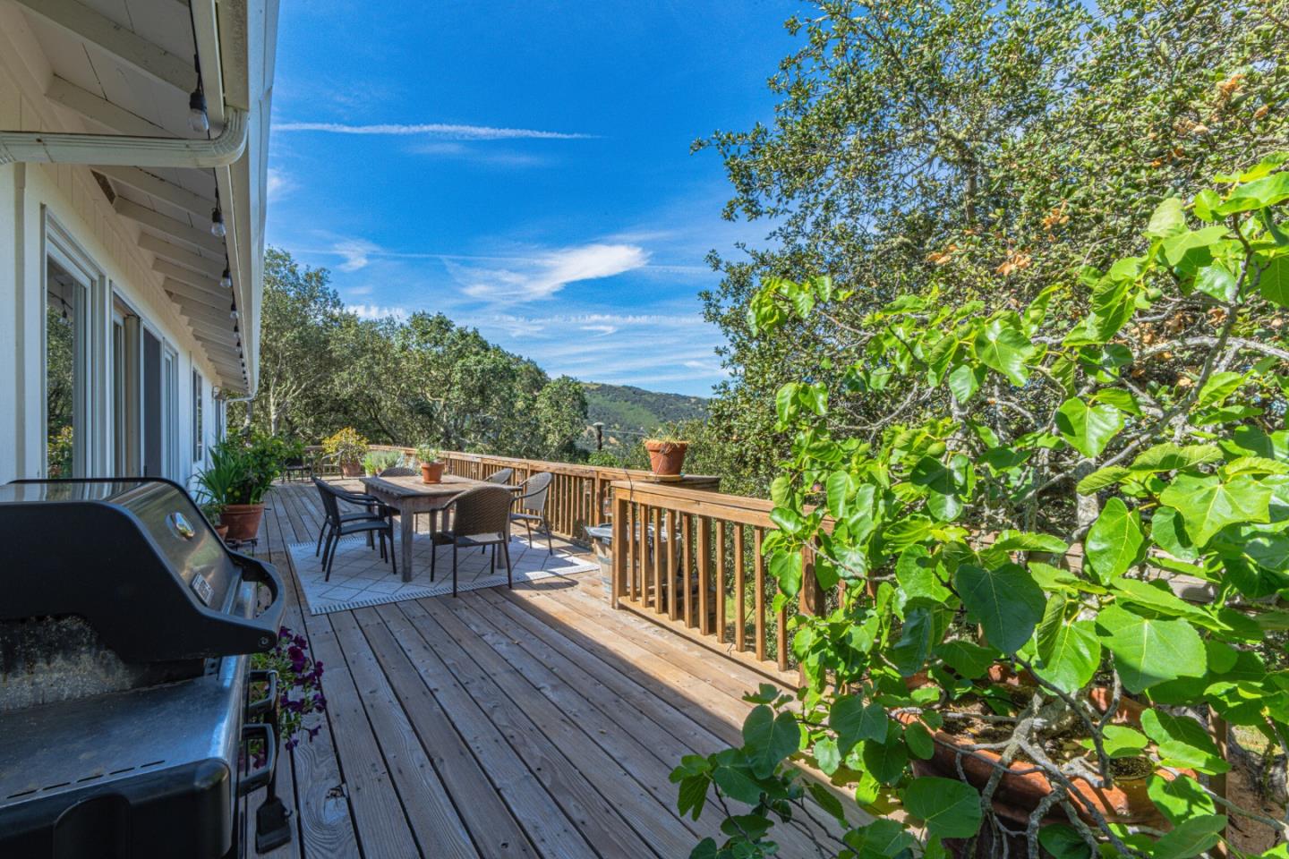 Detail Gallery Image 9 of 61 For 27465 Vista Del Toro Pl, Salinas,  CA 93908 - 3 Beds | 3 Baths