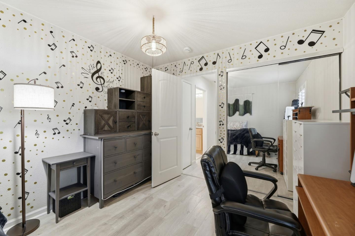 Detail Gallery Image 21 of 37 For 6995 Rodling Dr #F,  San Jose,  CA 95138 - 3 Beds | 3 Baths