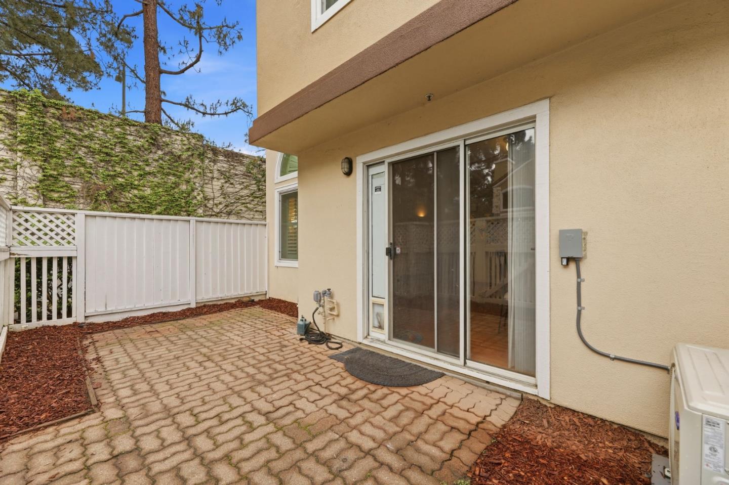 Detail Gallery Image 30 of 37 For 6995 Rodling Dr #F,  San Jose,  CA 95138 - 3 Beds | 3 Baths