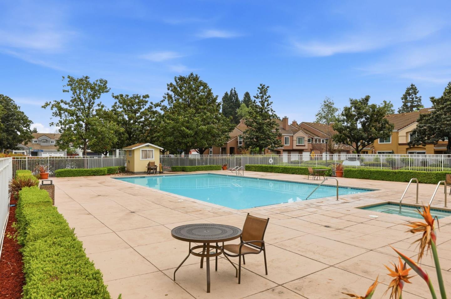 Detail Gallery Image 34 of 37 For 6995 Rodling Dr #F,  San Jose,  CA 95138 - 3 Beds | 3 Baths