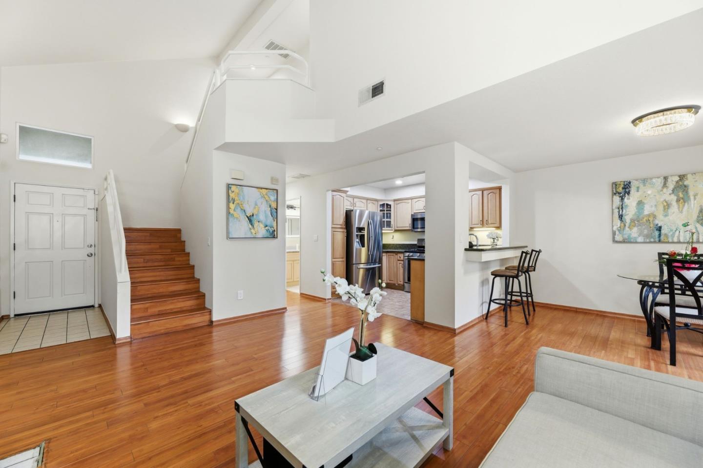 Detail Gallery Image 9 of 37 For 6995 Rodling Dr #F,  San Jose,  CA 95138 - 3 Beds | 3 Baths