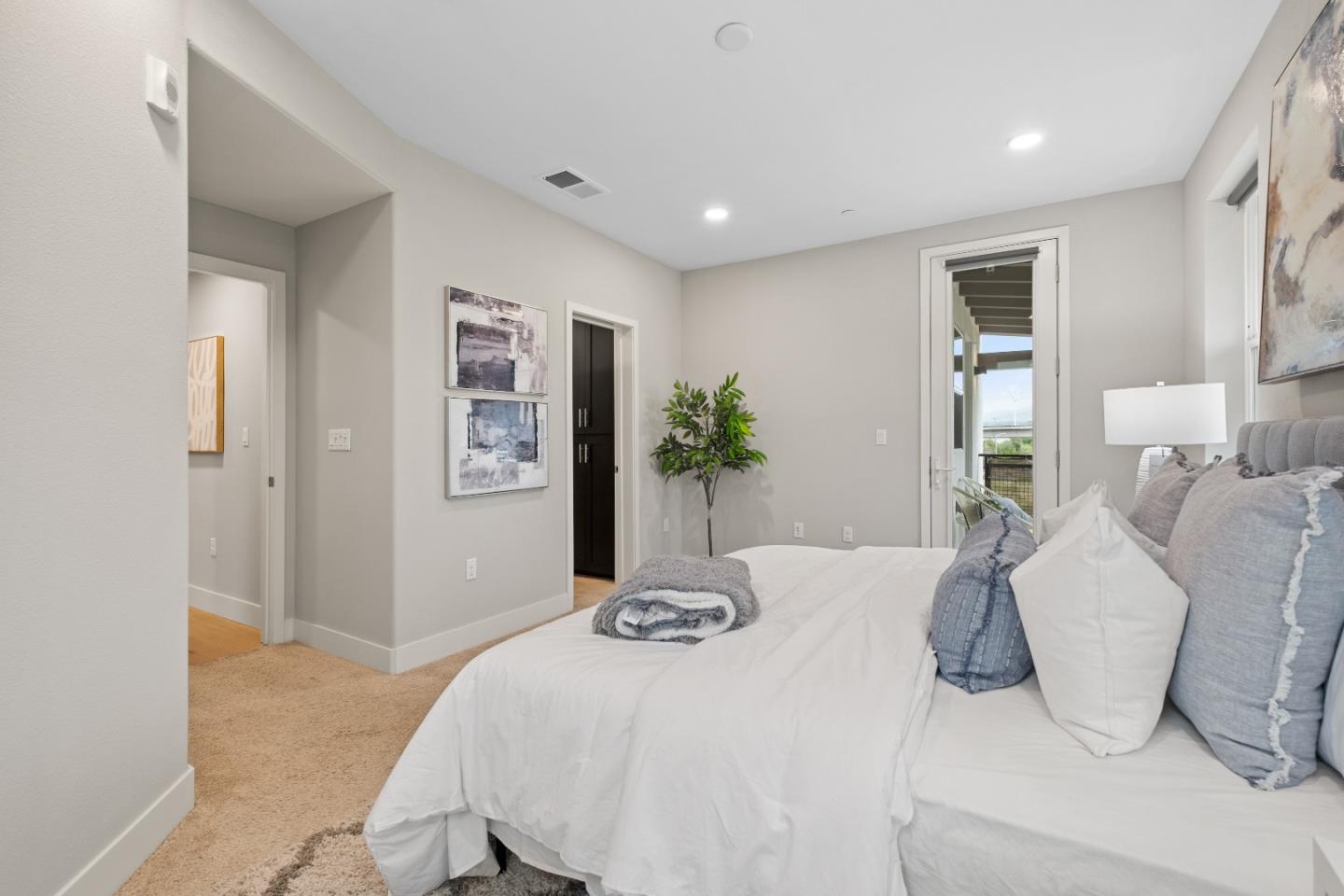 Detail Gallery Image 22 of 44 For 236 Market St, Milpitas,  CA 95035 - 3 Beds | 3 Baths