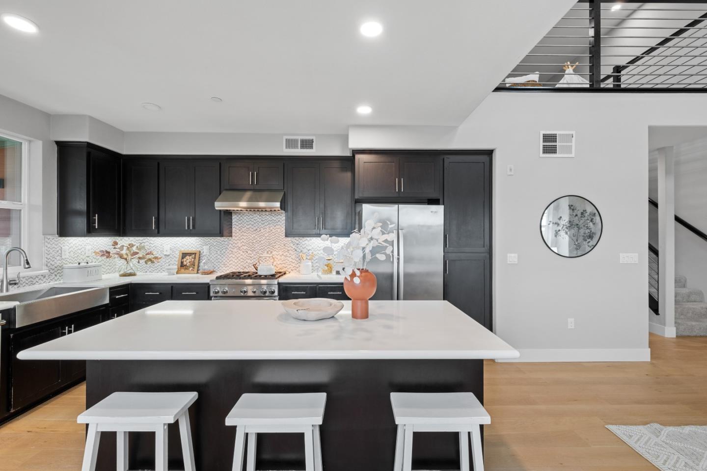 Detail Gallery Image 5 of 44 For 236 Market St, Milpitas,  CA 95035 - 3 Beds | 3 Baths