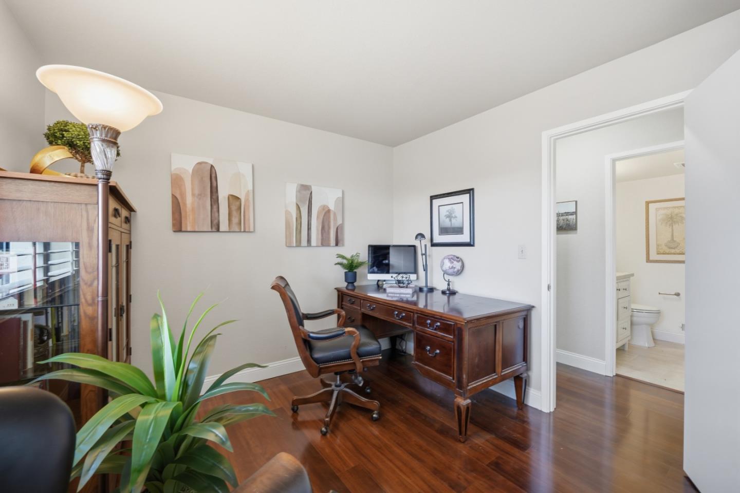 Detail Gallery Image 14 of 39 For 3052 Cedar Ridge Ct, San Jose,  CA 95148 - 4 Beds | 3 Baths